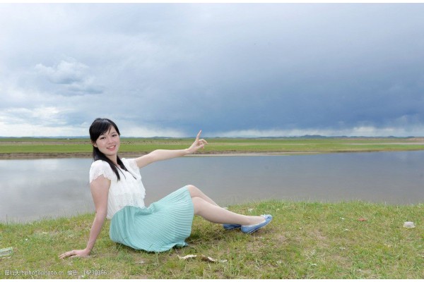 漫步杭州，夜未央，邂逅美食与美景